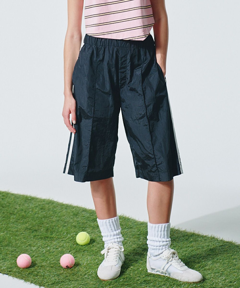 ESSENTIAL / タフタサイドラインハーフパンツ BOTTOMS Night STORE
