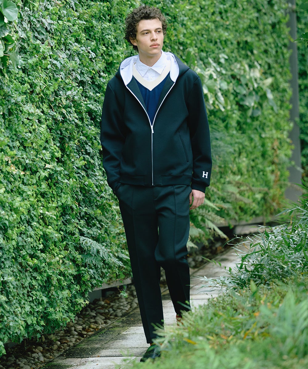 D/him H刺繍ダンボールニットジップパーカー OUTERS Night STORE