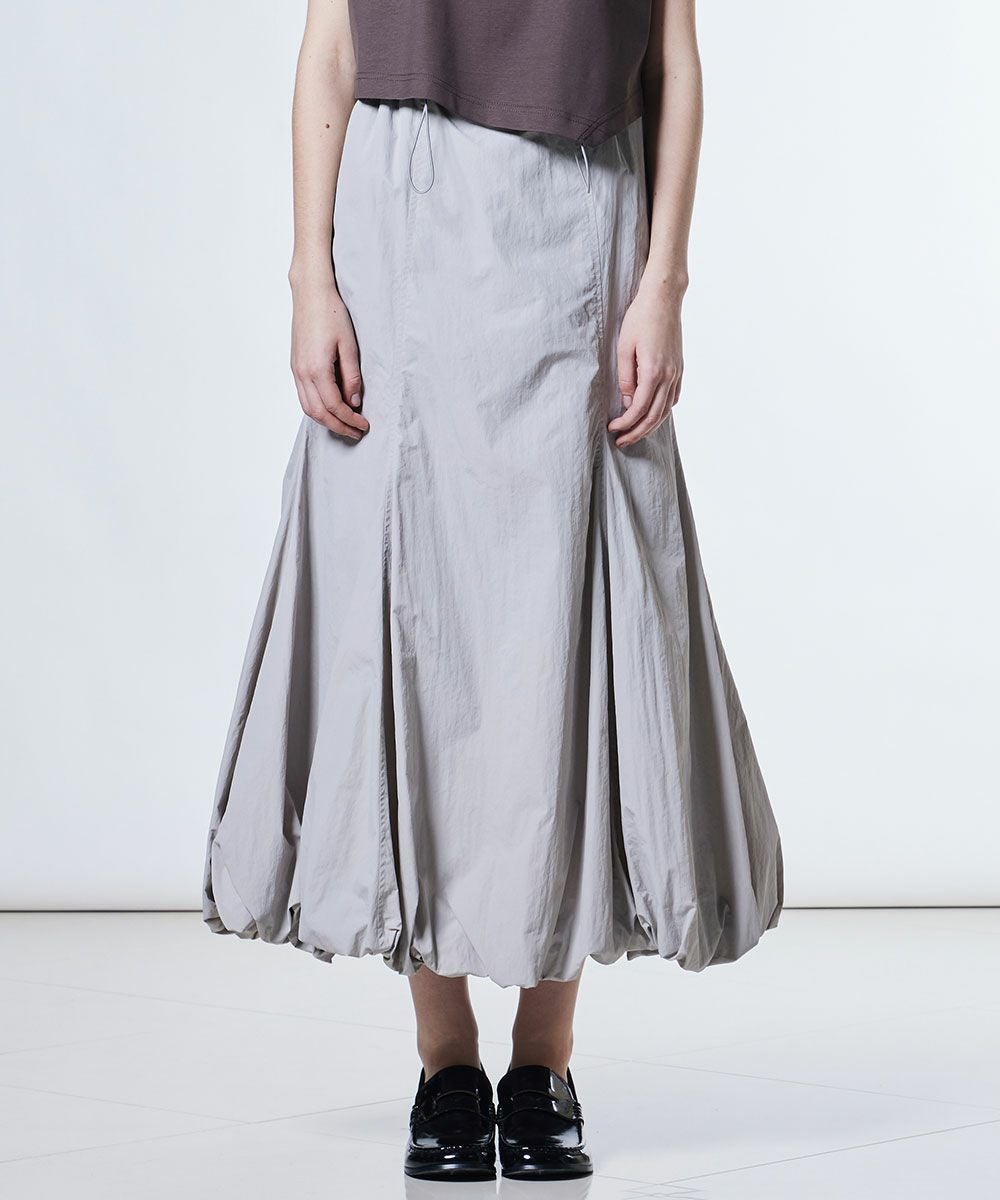 2025ss タグ付 ESSENTIAL ライトワッシャータフタスカート 38 ESSENTIAL / ライトワッシャータフタスカート BOTTOMS Night STORE