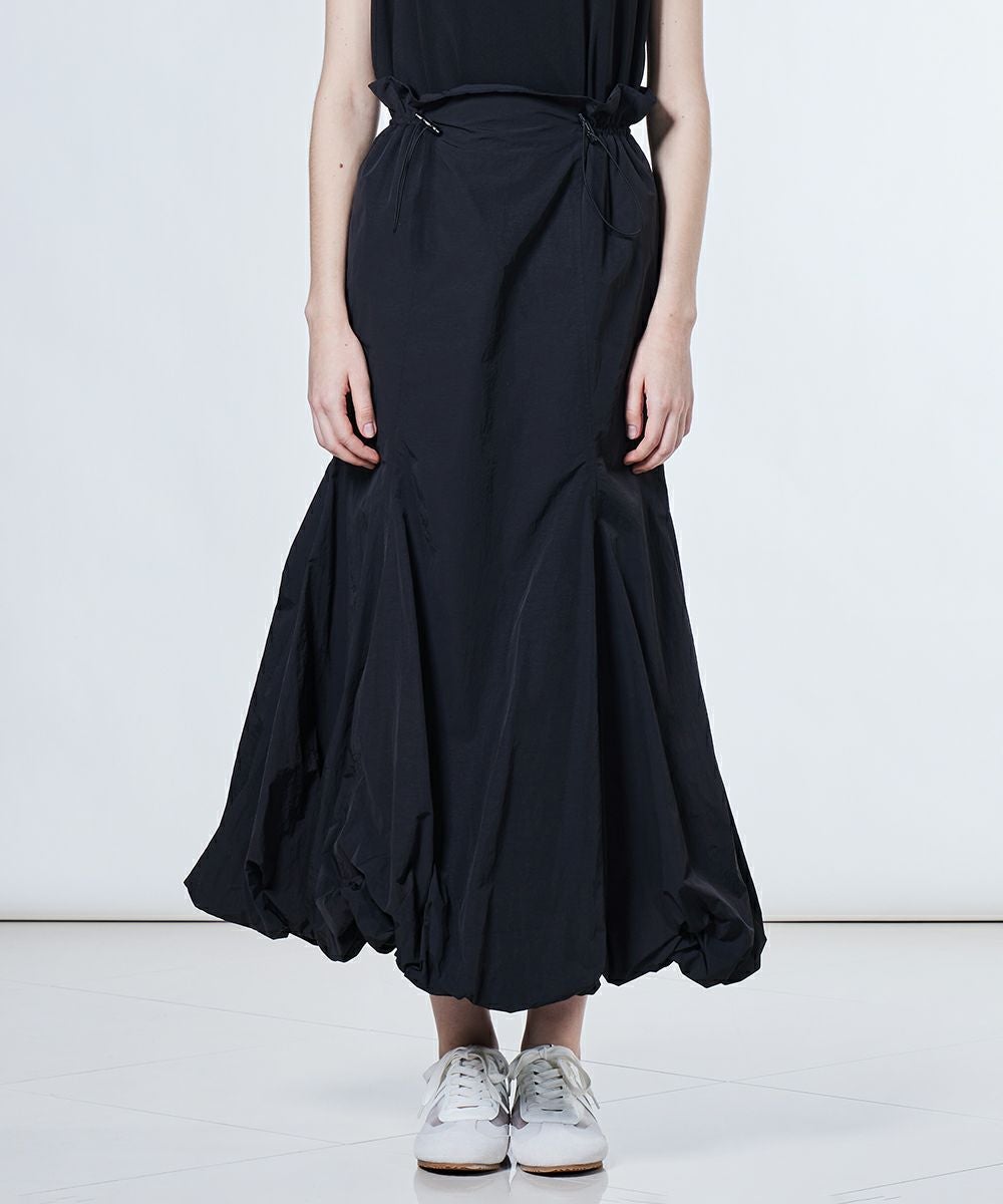 ESSENTIAL / ライトワッシャータフタスカート BOTTOMS Night STORE