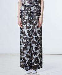 オフｘカーキフラワー