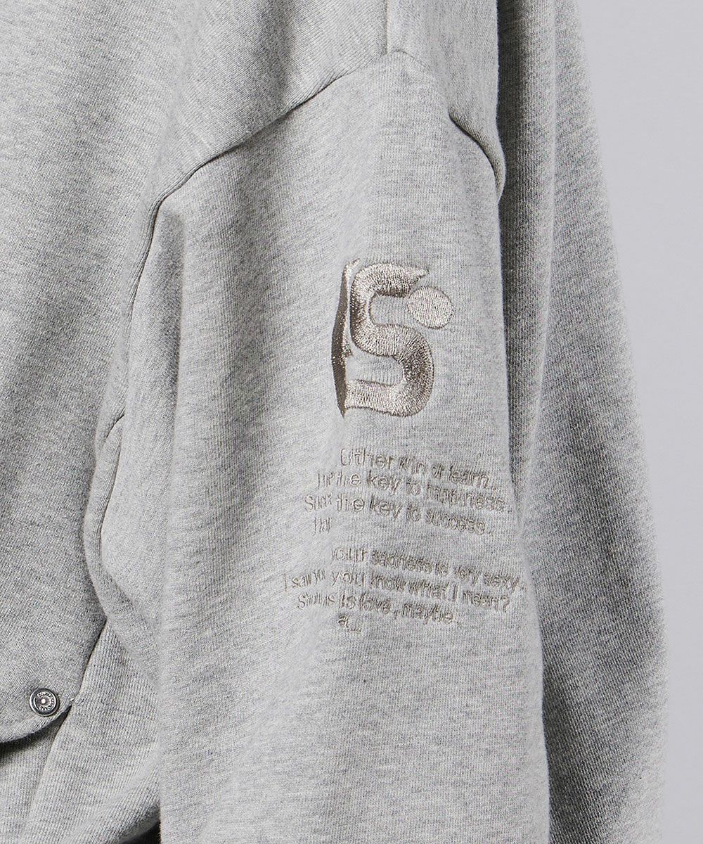 ESSENTIAL / ロゴ裏毛プルオーバー TOPS Night STORE | ダブル