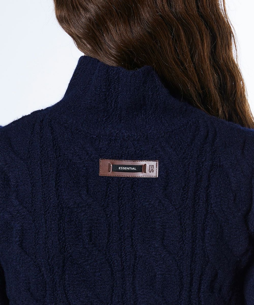ESSENTIAL / 片畦ケーブルショートニット TOPS Night STORE | ダブル