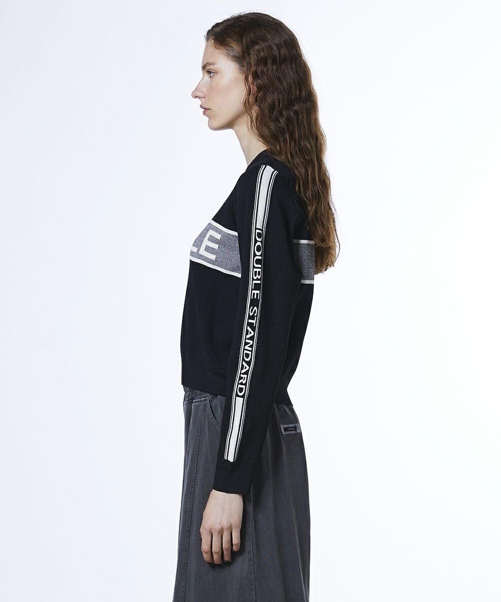 ESSENTIAL / ロゴラインプルオーバー TOPS Night STORE | ダブル