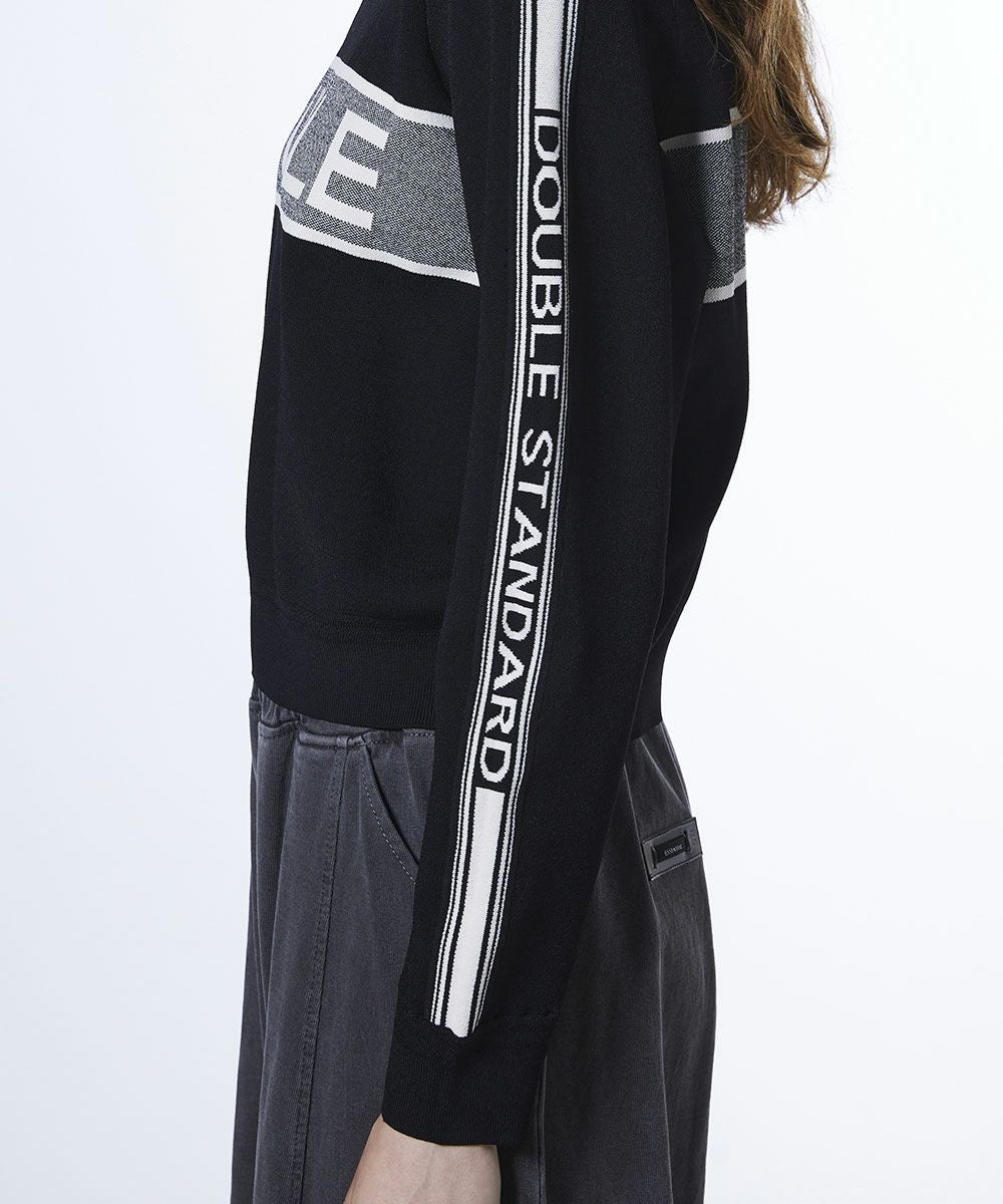 ESSENTIAL / ロゴラインプルオーバー TOPS Night STORE | ダブル