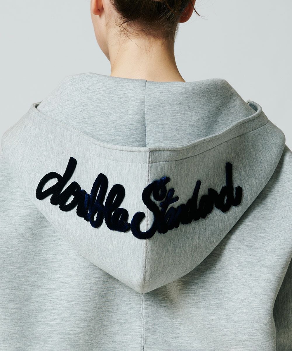 ESSENTIAL / ダンボールロゴジップフーディー(WEB限定) TOPS Night