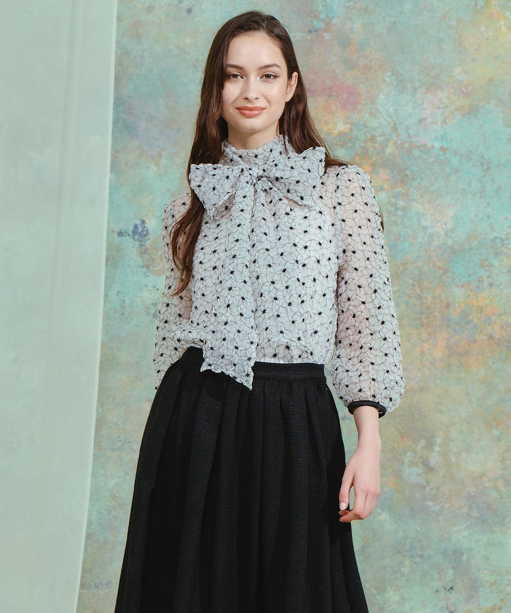 CORCOVADO / マットオーガンジー フラワー刺繍ブラウス TOPS Night