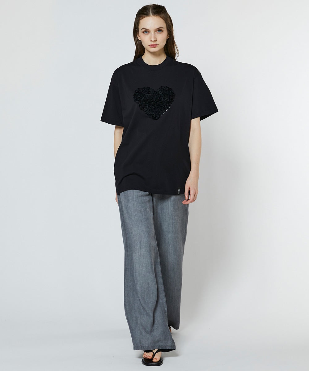 DSC / ハートフリル刺繍コットンTシャツ（WEB限定） TOPS Night STORE