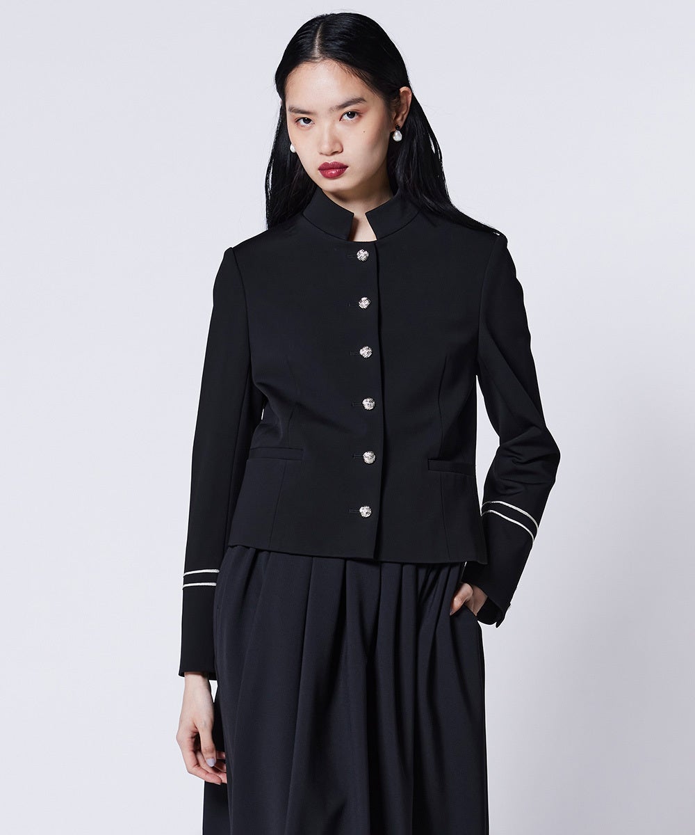 ブラック